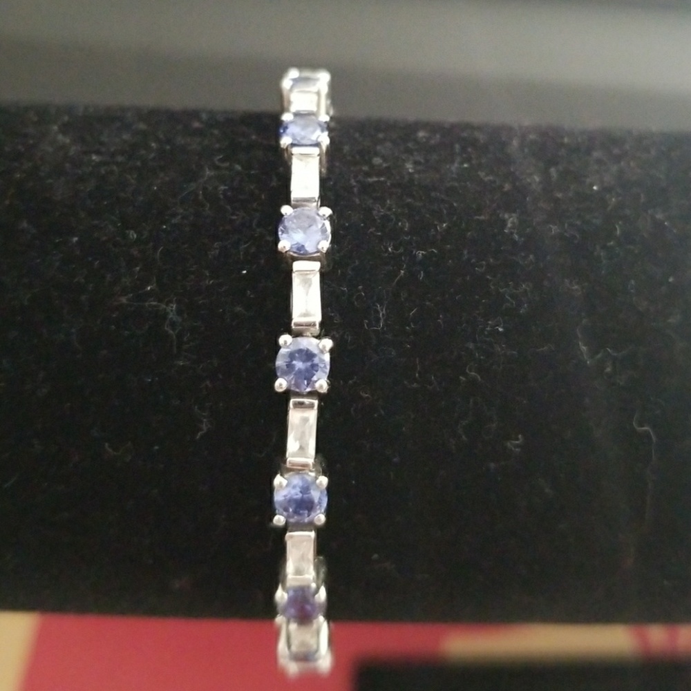 STERLING SILVER TENNIS BRACELET